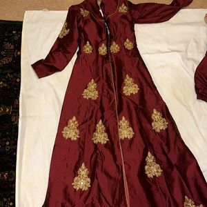 Maroon indian gown with pants